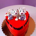 tort z tygrysami
